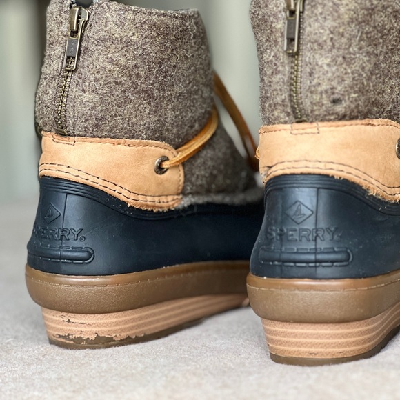 Sperry Saltwater Emboss Wool Boot - Picture 3 of 4